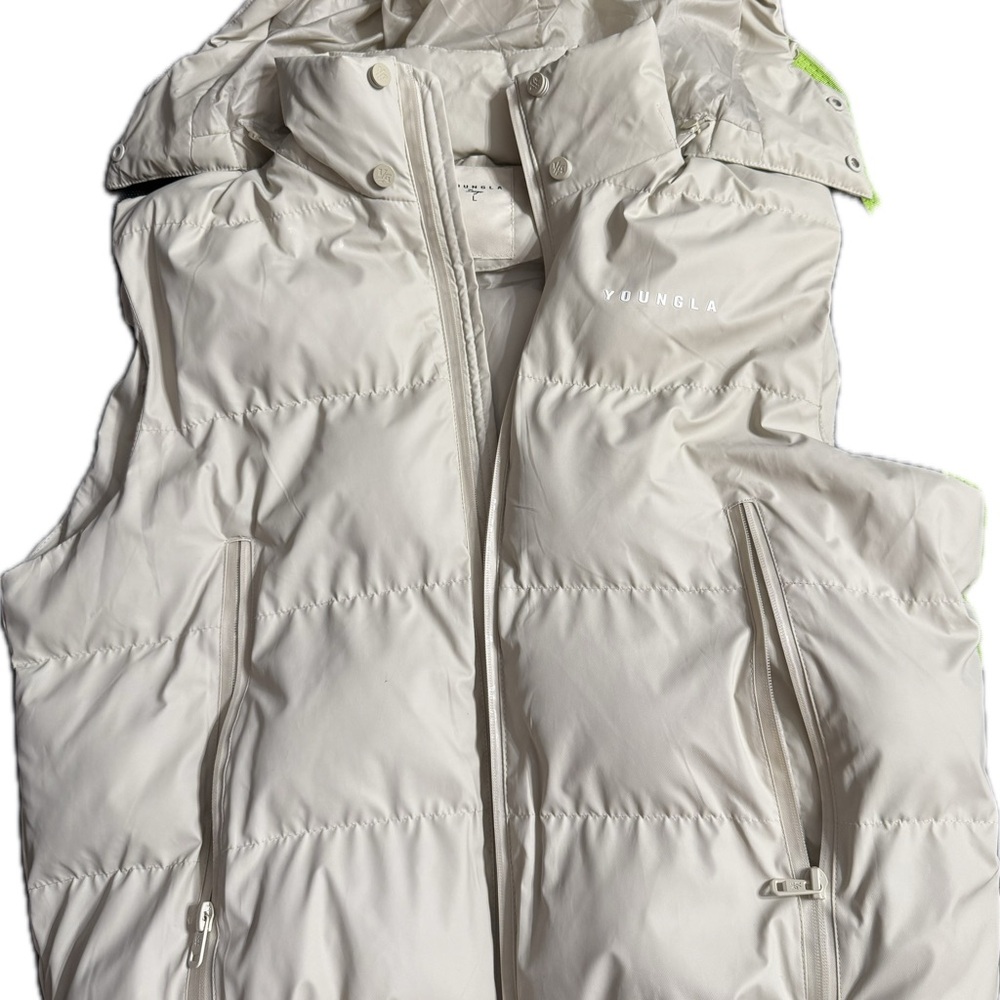 YoungLA XL White Puffer Vest with detachable Hood